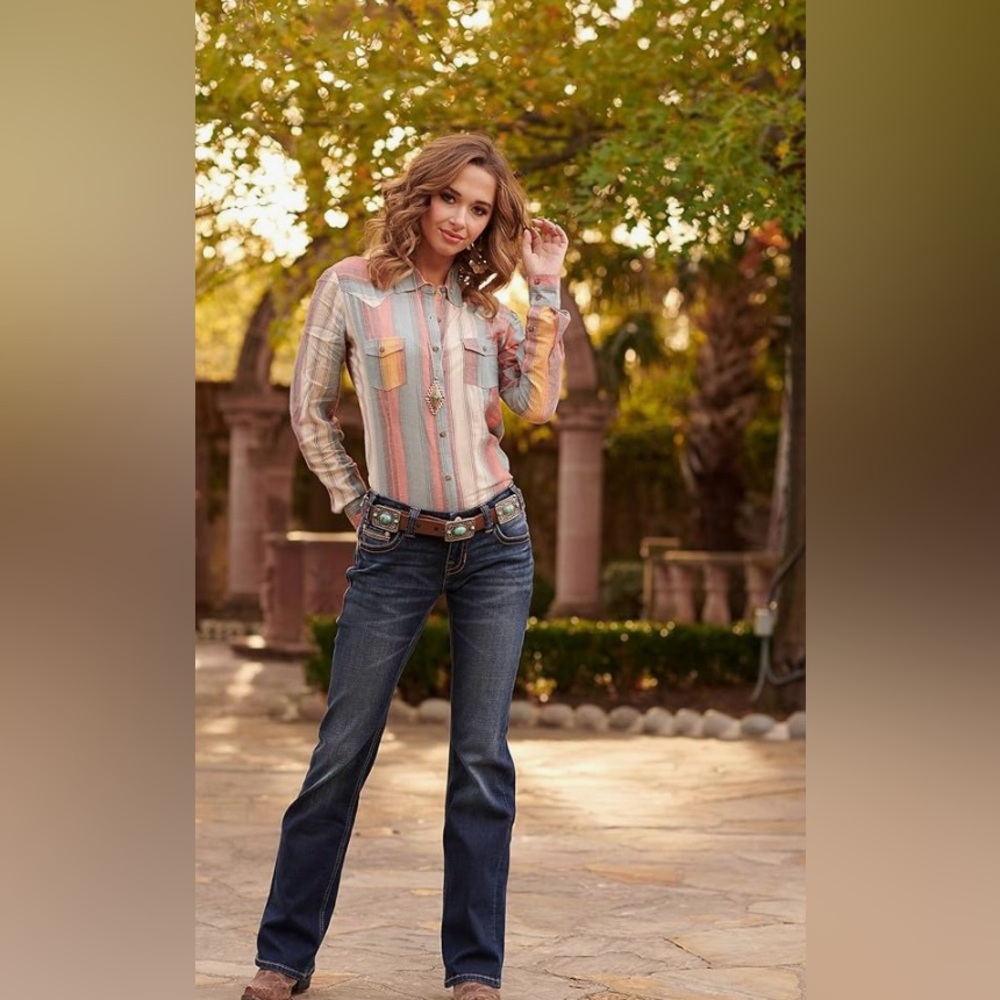 Rock And Roll Cowgirl Size 26 x 32 Blue Jeans unique embellishments straight leg - Picture 2 of 12